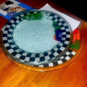 Artisan Peggy Karr signed fused glass with checkered border and vegetables 4